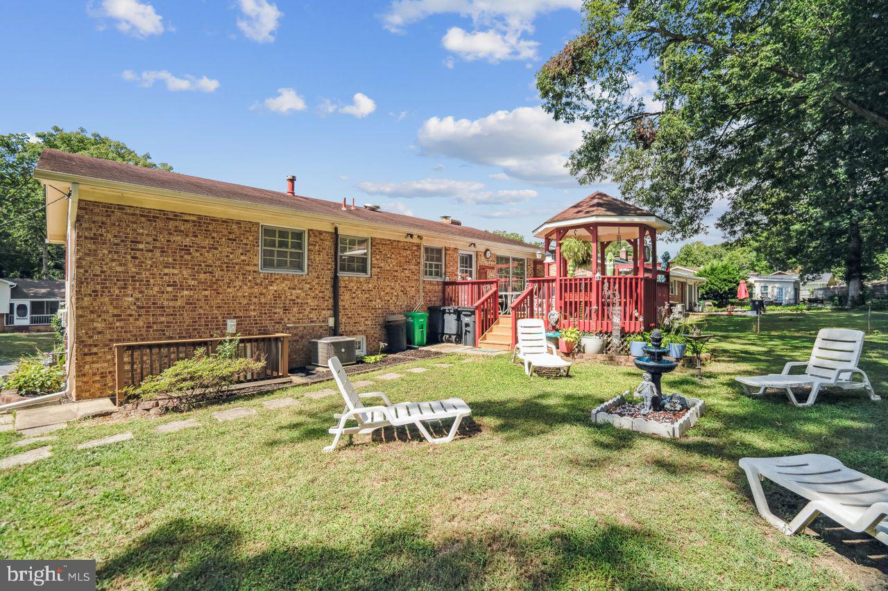 HILLMEADE MANOR - Residential