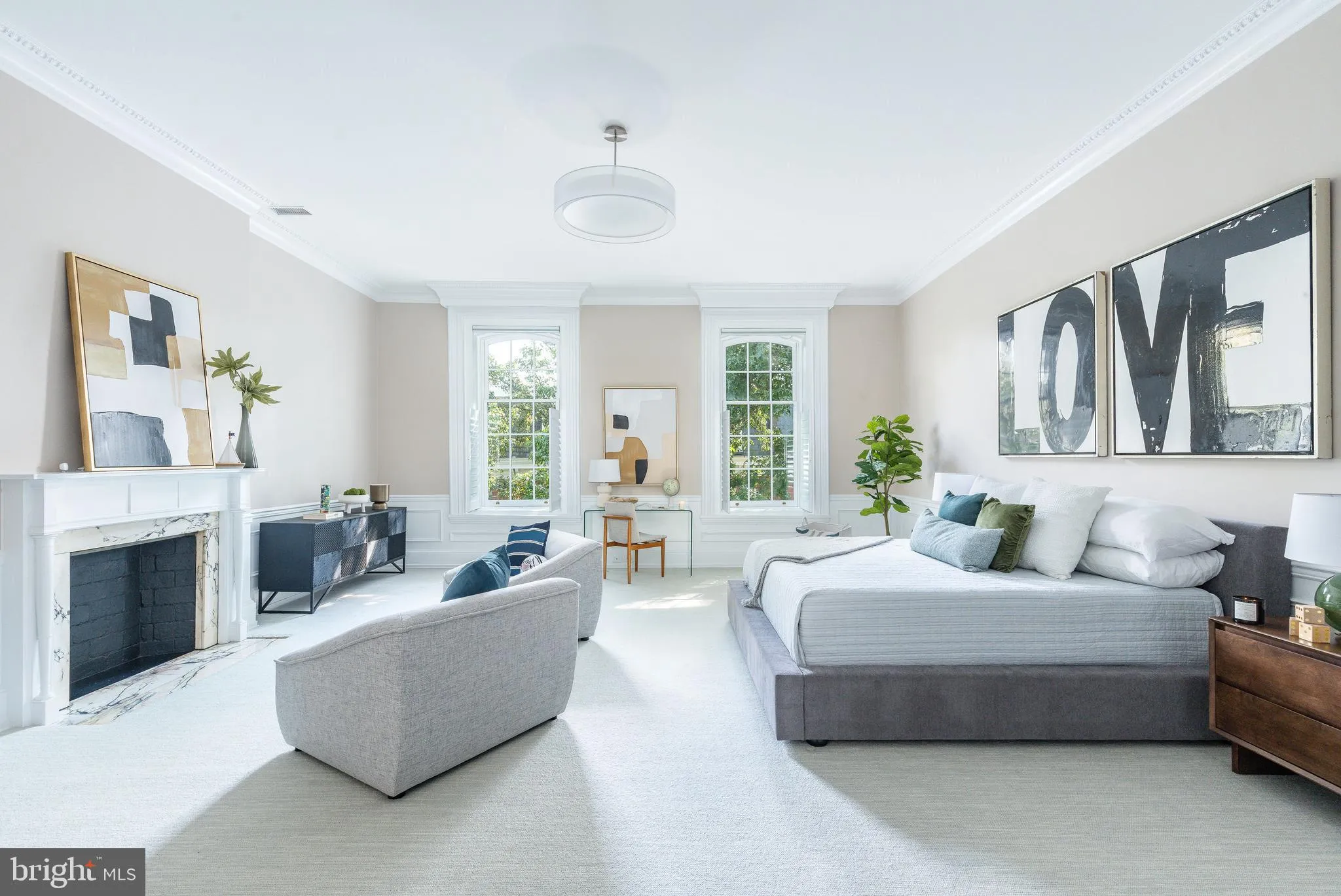 Philadelphia, Pennsylvania 19103, United States, 6 Bedrooms Bedrooms, ,7 BathroomsBathrooms,Residential,Coming Soon,223220