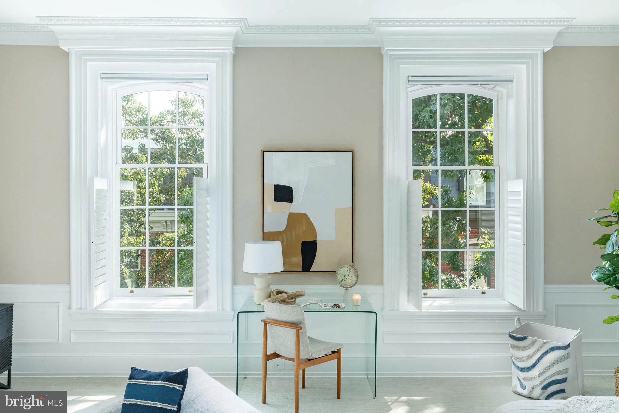 Philadelphia, Pennsylvania 19103, United States, 6 Bedrooms Bedrooms, ,7 BathroomsBathrooms,Residential,Coming Soon,223220