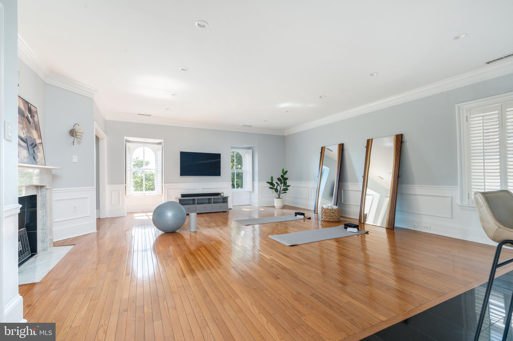 RITTENHOUSE SQUARE - Residential