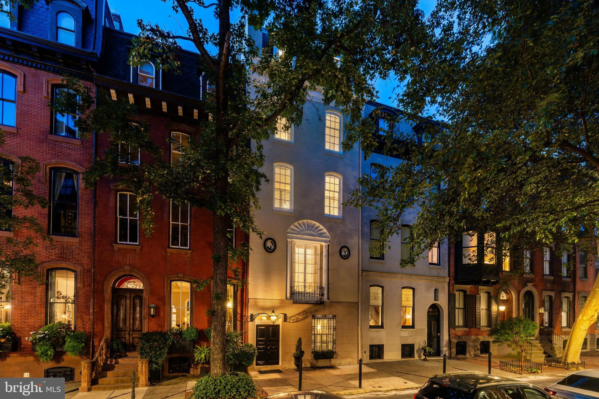 Philadelphia, Pennsylvania 19103, United States, 6 Bedrooms Bedrooms, ,7 BathroomsBathrooms,Residential,Coming Soon,223220