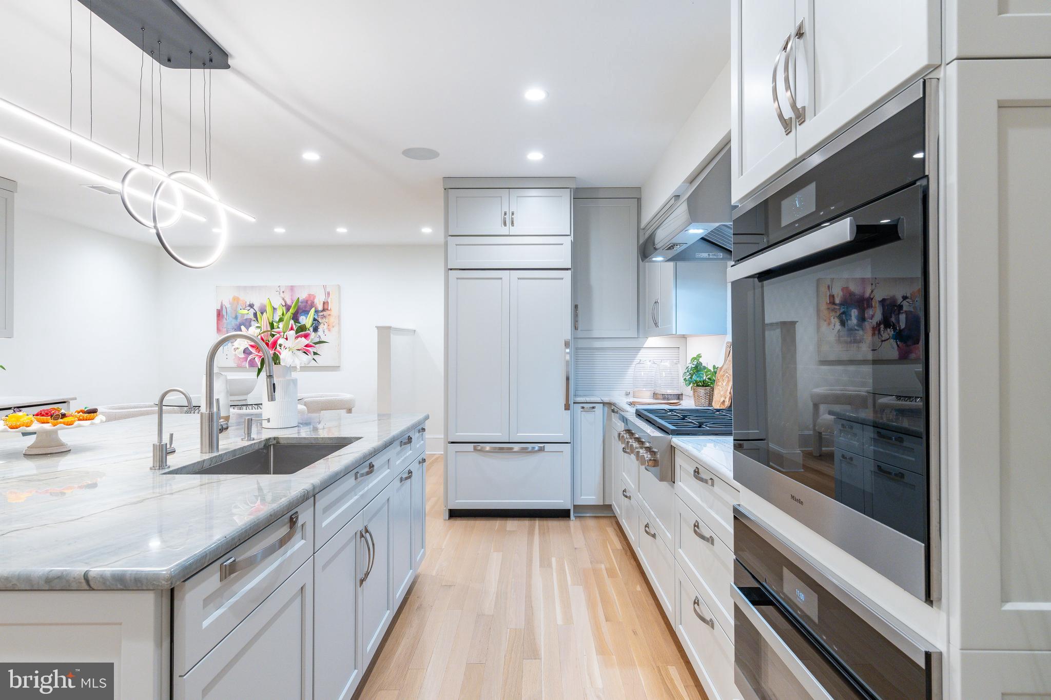 RITTENHOUSE SQUARE - Residential