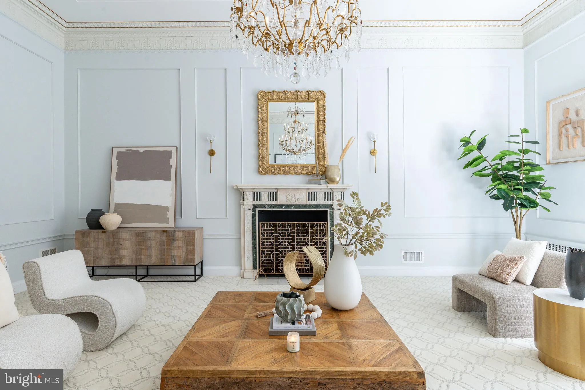 Philadelphia, Pennsylvania 19103, United States, 6 Bedrooms Bedrooms, ,7 BathroomsBathrooms,Residential,Coming Soon,223220