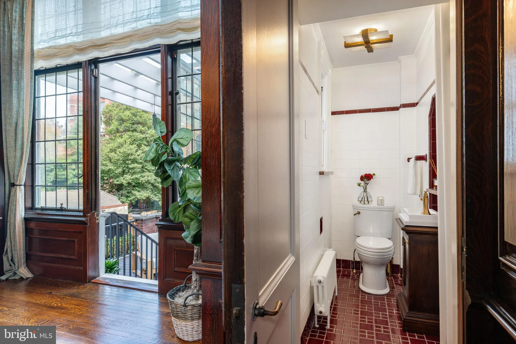 Philadelphia, Pennsylvania 19103, United States, 6 Bedrooms Bedrooms, ,7 BathroomsBathrooms,Residential,Coming Soon,223220