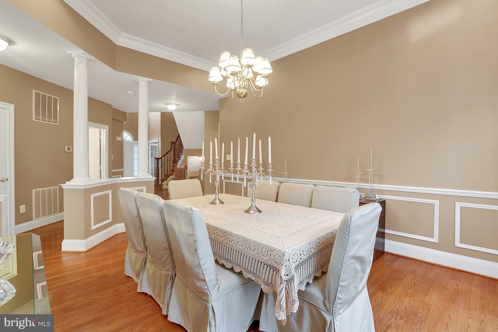 SOUTH RIVER COLONY - Residential