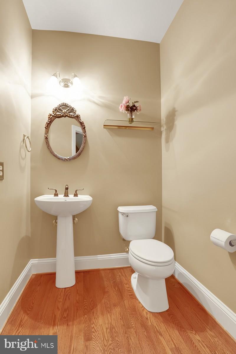 SOUTH RIVER COLONY - Residential