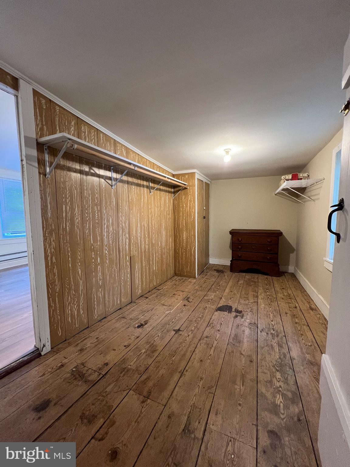 TOWN OF HEDGESVILLE - Residential