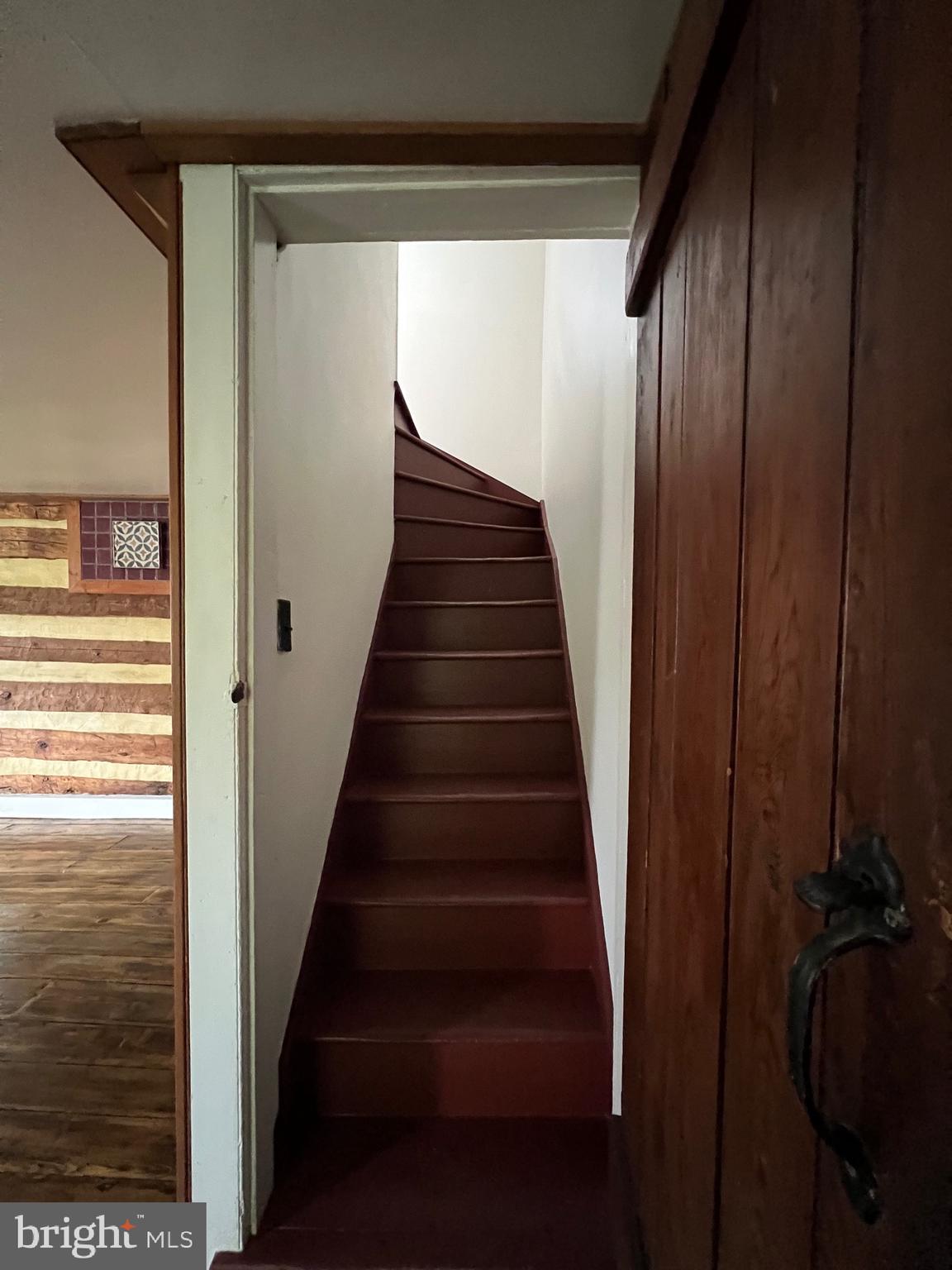 TOWN OF HEDGESVILLE - Residential