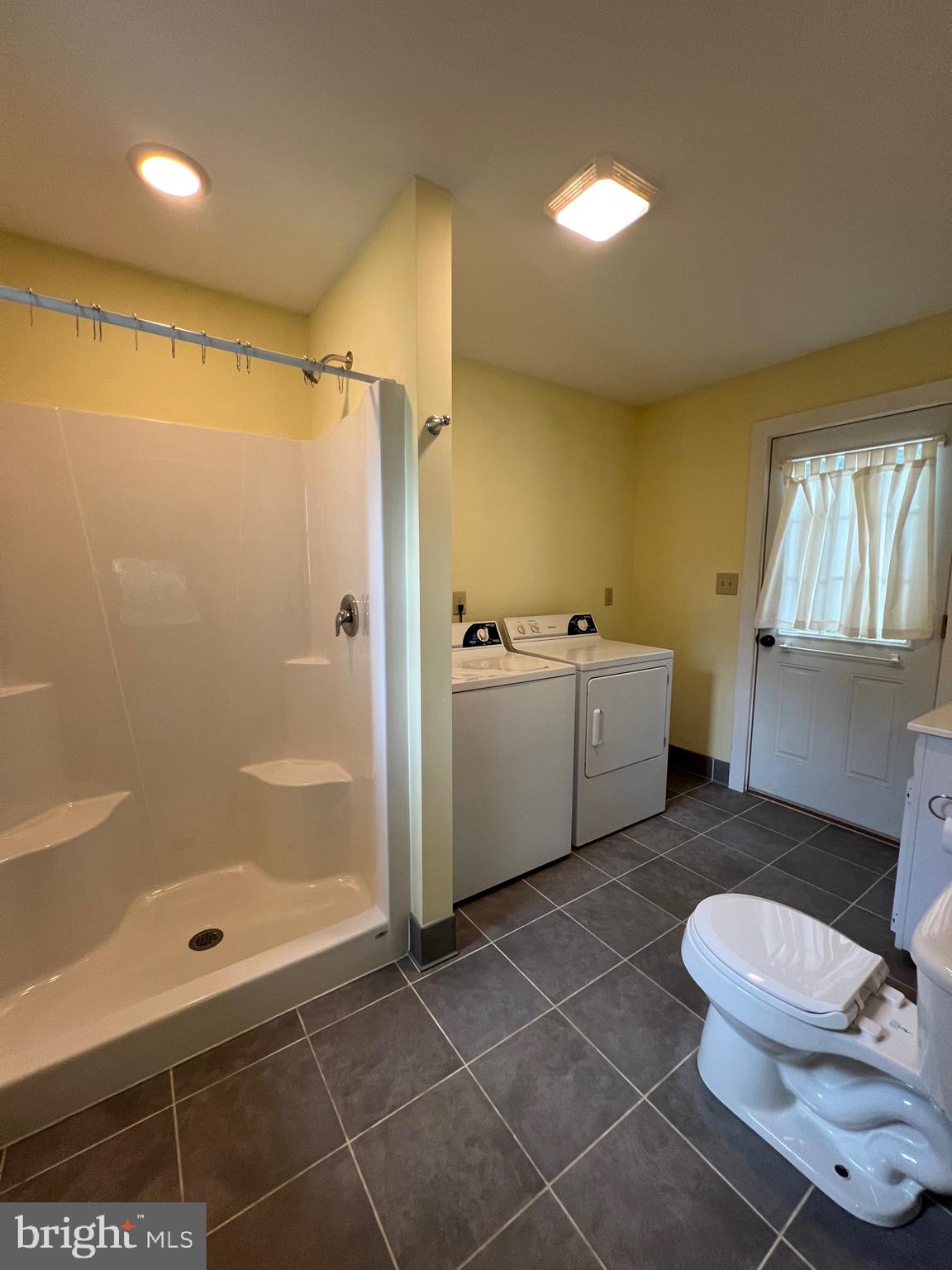 TOWN OF HEDGESVILLE - Residential