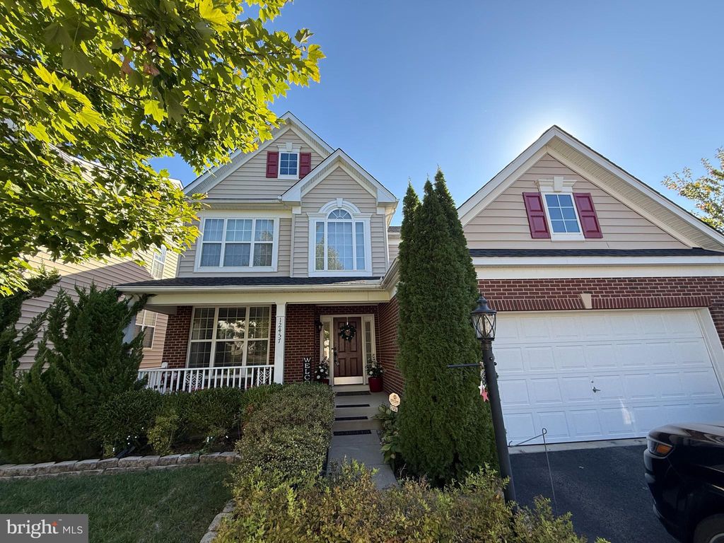 Photo of 12457 Pfitzner Court, WOODBRIDGE, VA 22192 (MLS # VAPW2105894)