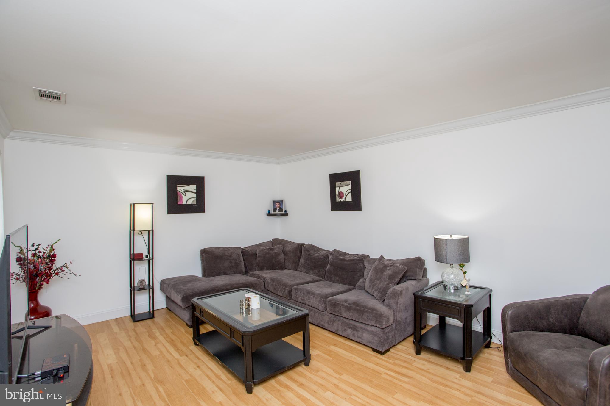 DURHAM VILLAGE - Residential