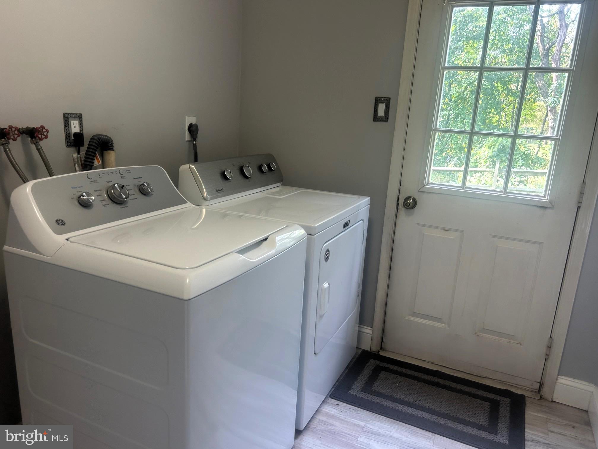 DURHAM VILLAGE - Residential