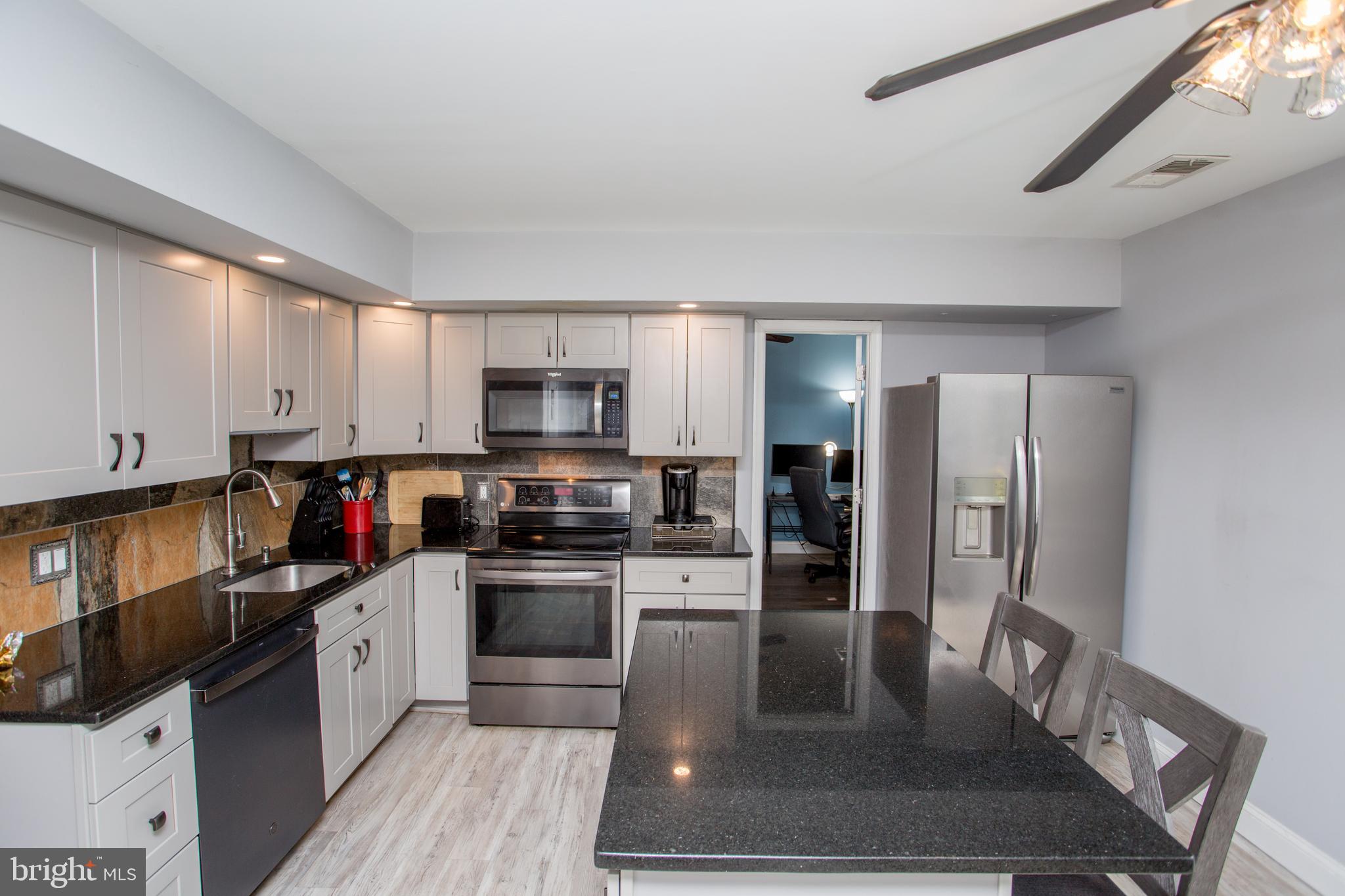 DURHAM VILLAGE - Residential