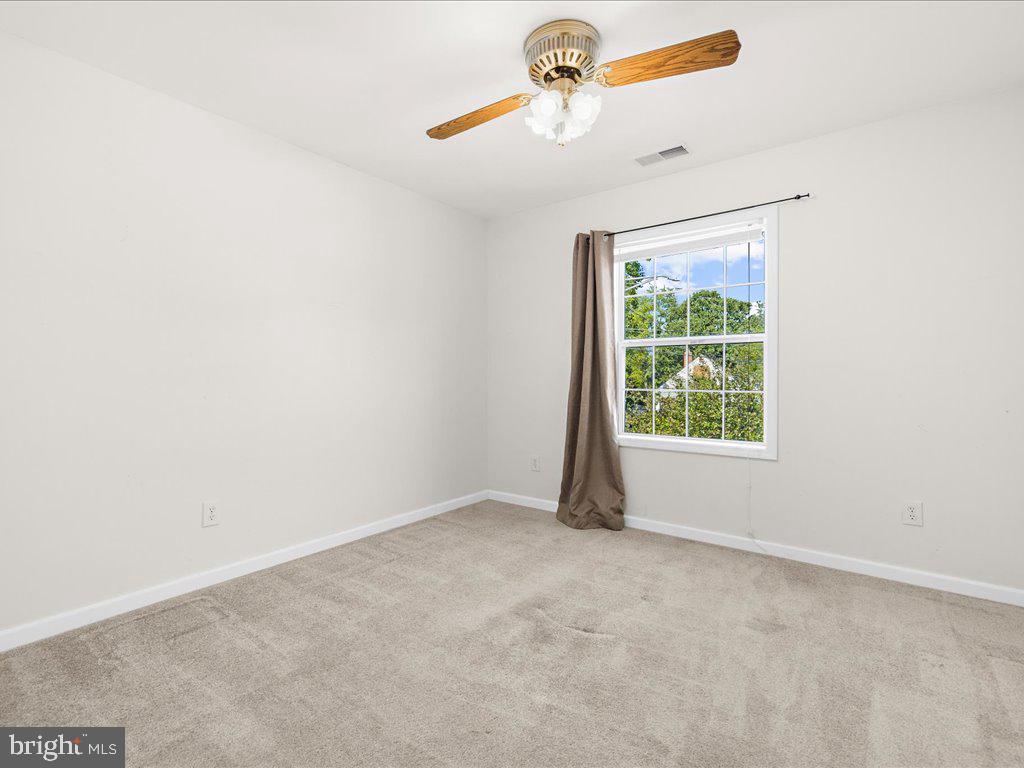 LAURAVILLE HISTORIC DISTRICT - Residential