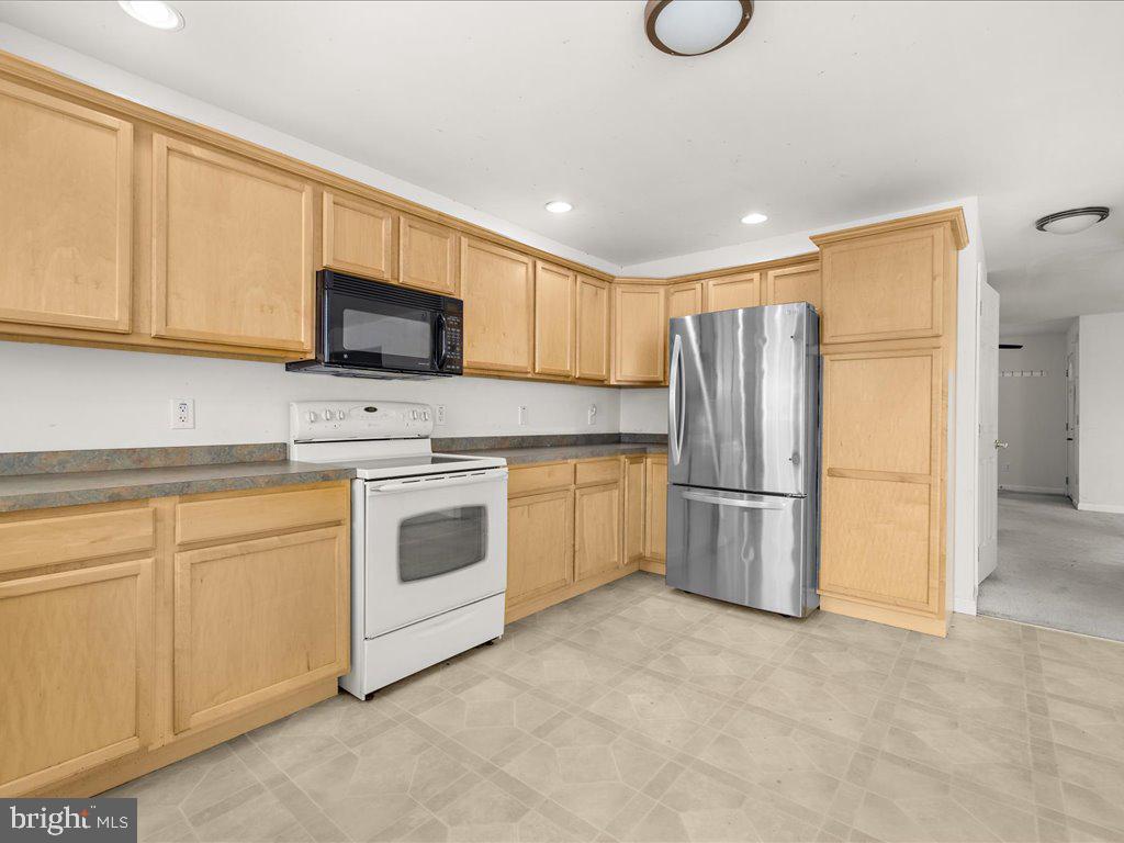 LAURAVILLE HISTORIC DISTRICT - Residential