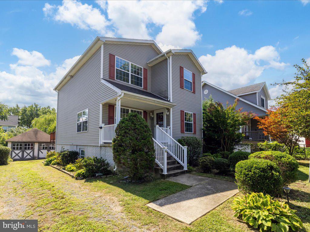 LAURAVILLE HISTORIC DISTRICT - Residential