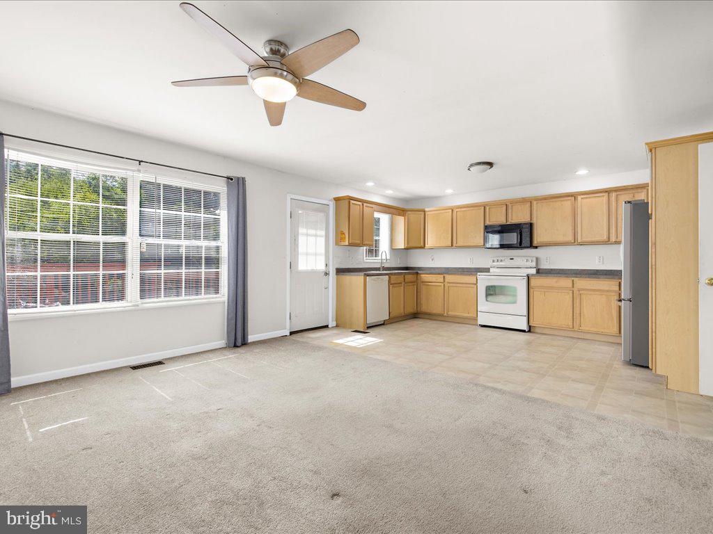 LAURAVILLE HISTORIC DISTRICT - Residential