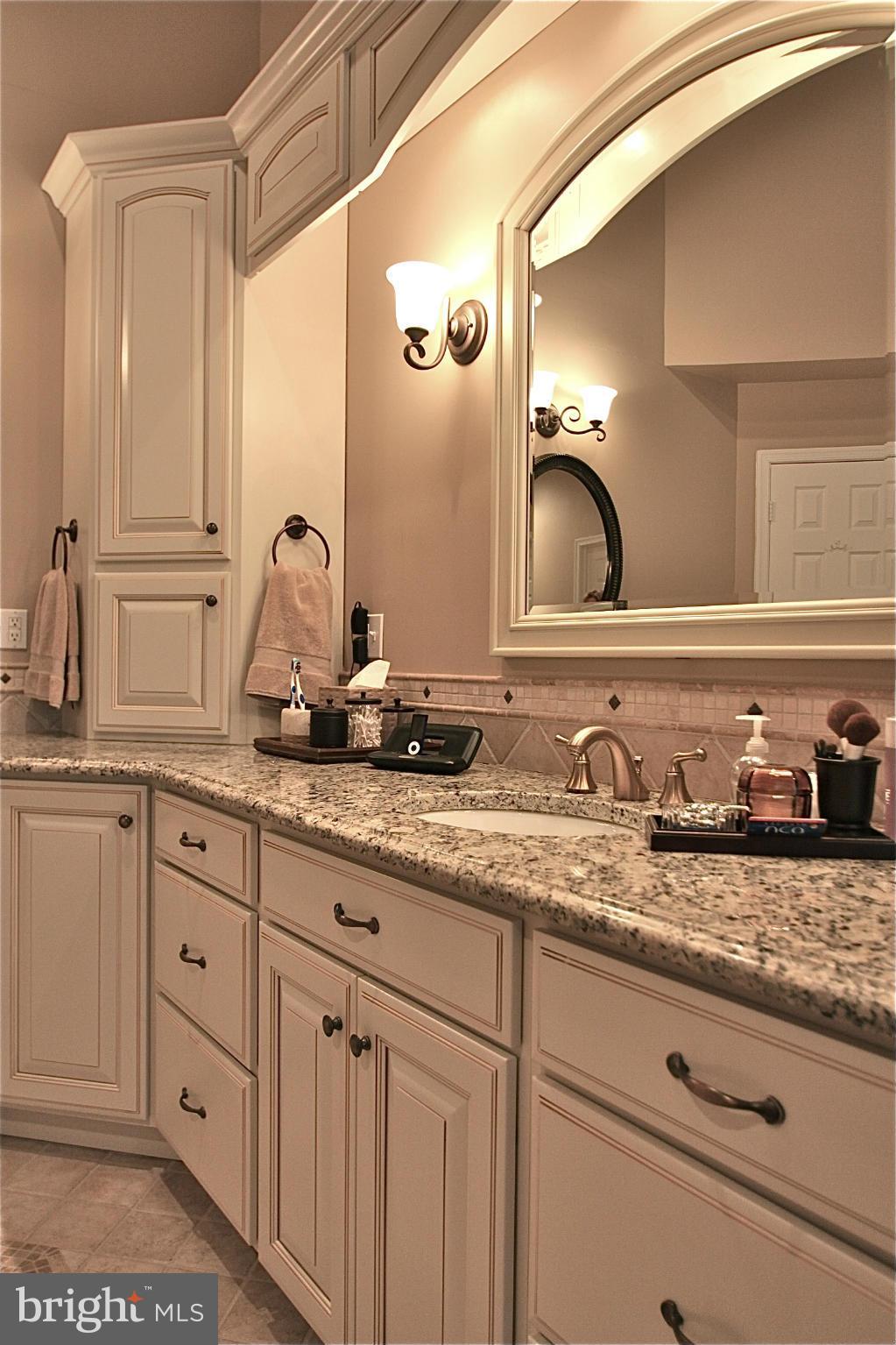 WHISPERWOOD - Residential