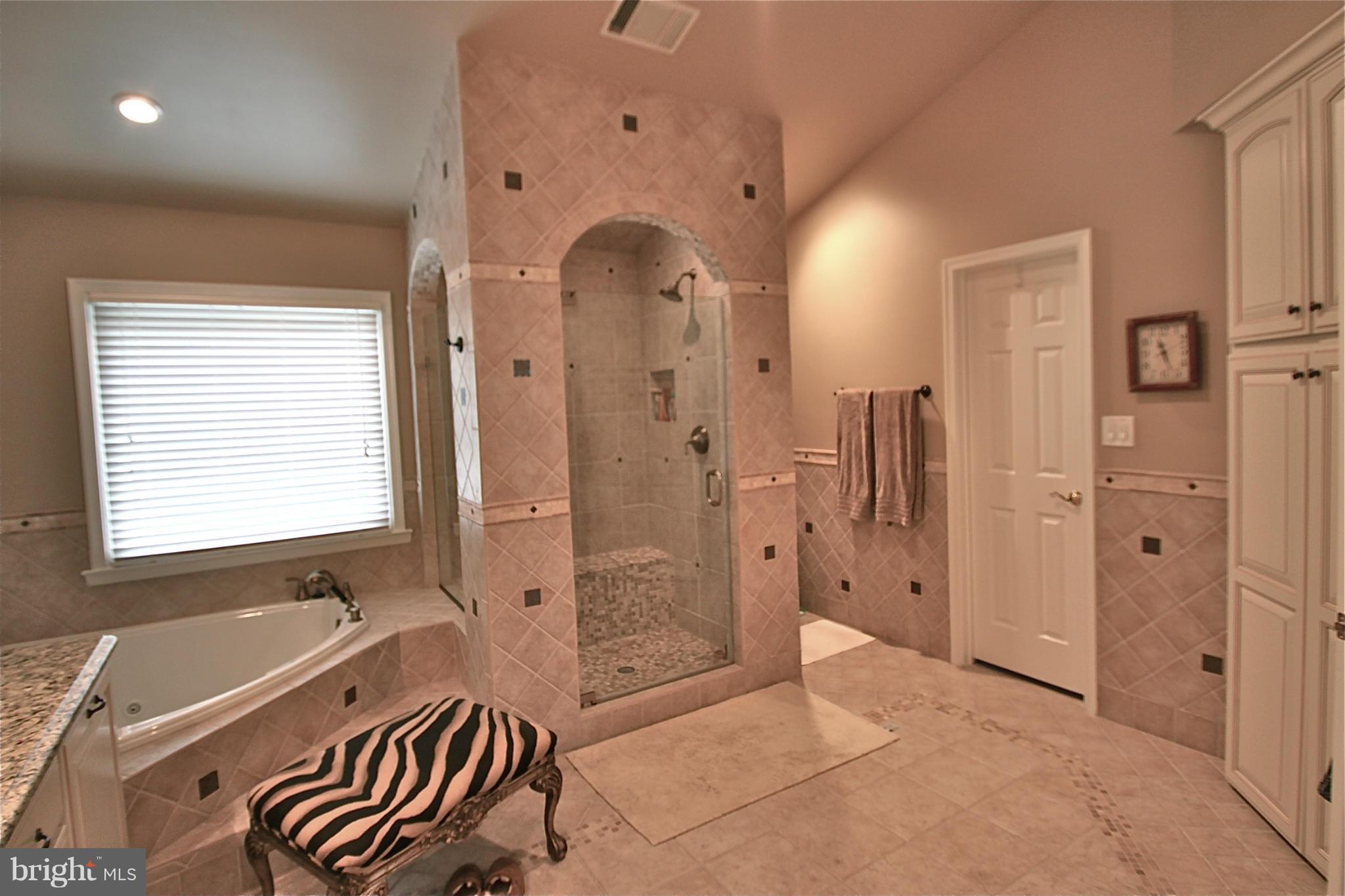 WHISPERWOOD - Residential