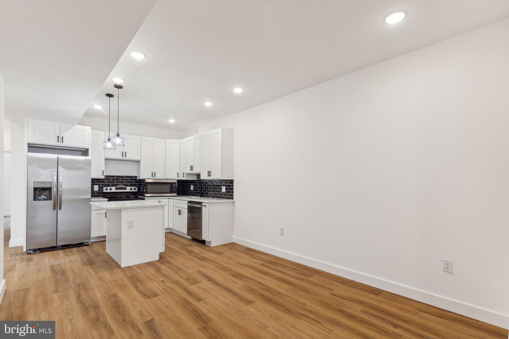 TEMPLE UNIVERSITY - Residential Lease
