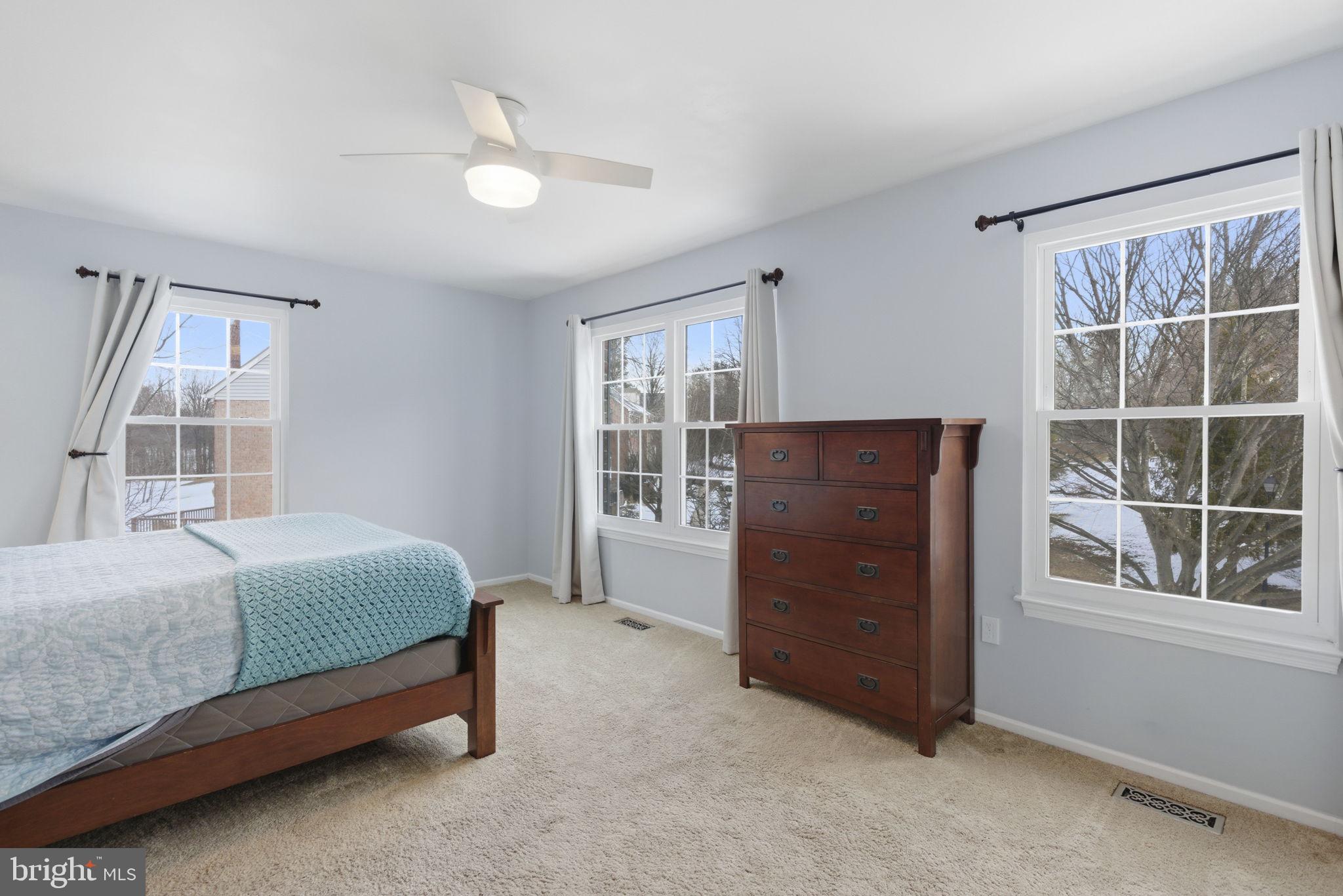 CROMWELL STATION - Residential