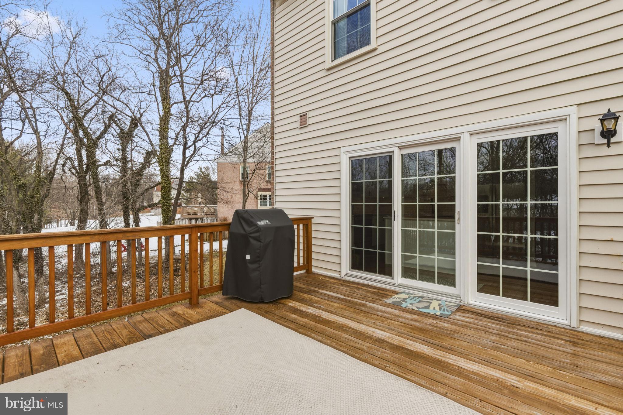 CROMWELL STATION - Residential