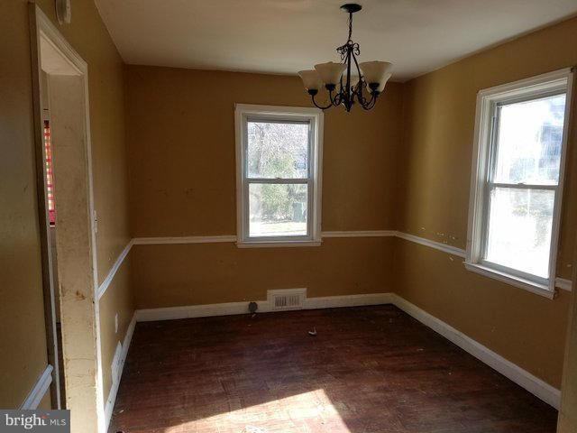 CAMERON VILLAGE - Residential