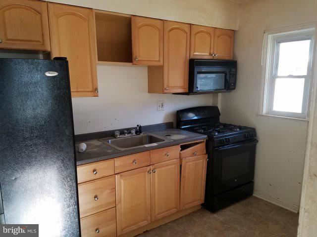 CAMERON VILLAGE - Residential