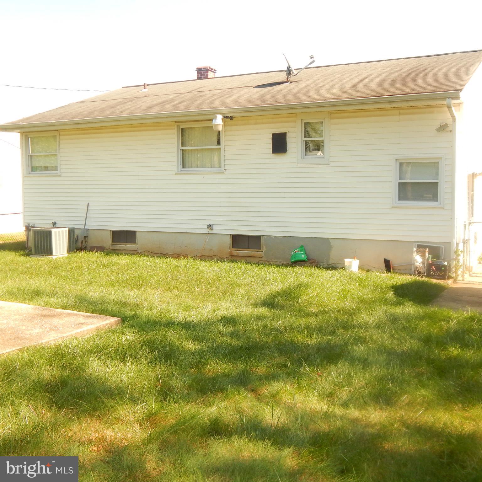 WINDSOR  MILL - Residential