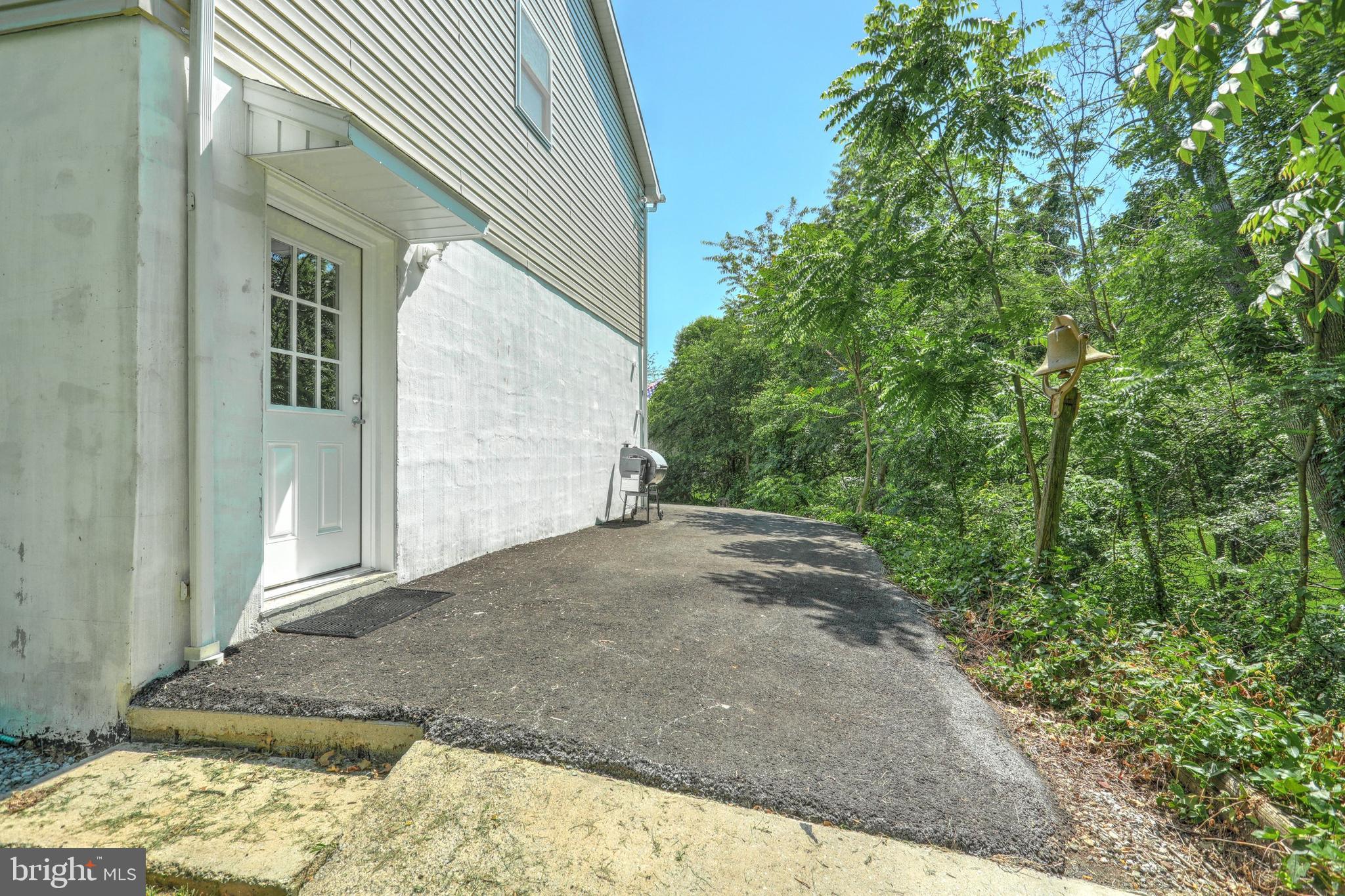 THOMASVILLE - Residential