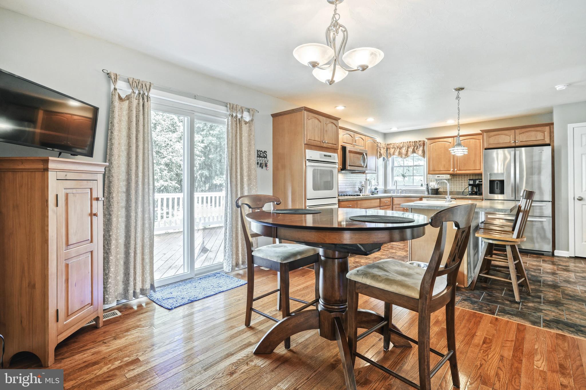 THOMASVILLE - Residential