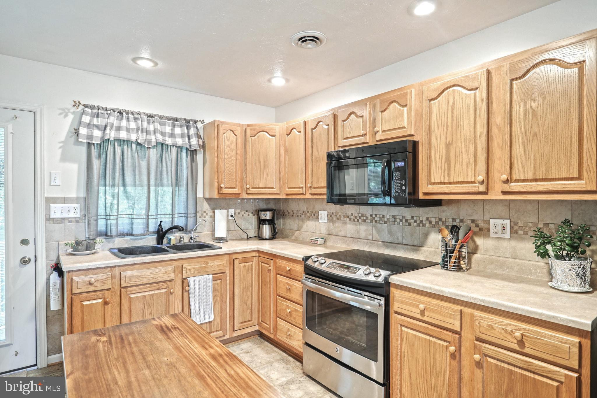 THOMASVILLE - Residential