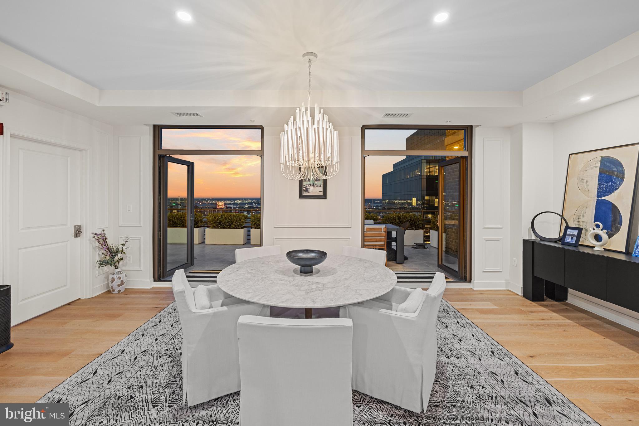 HARBOR EAST - Residential