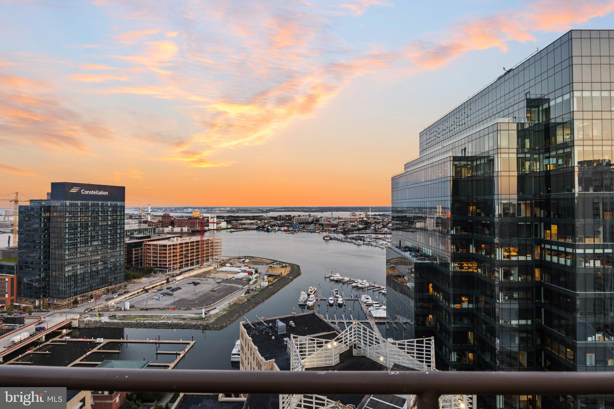 HARBOR EAST - Residential