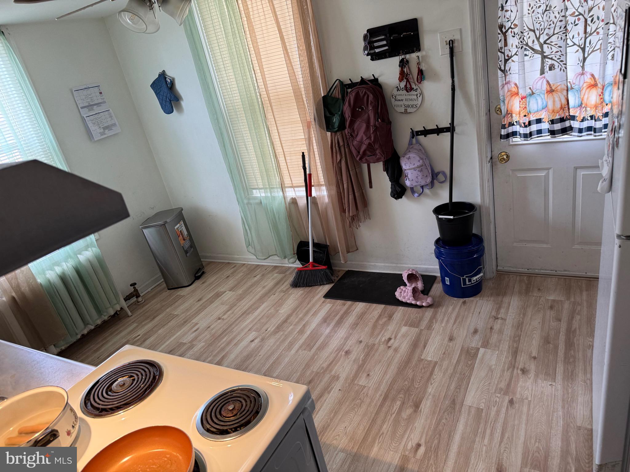 ACHEY LANE - Residential