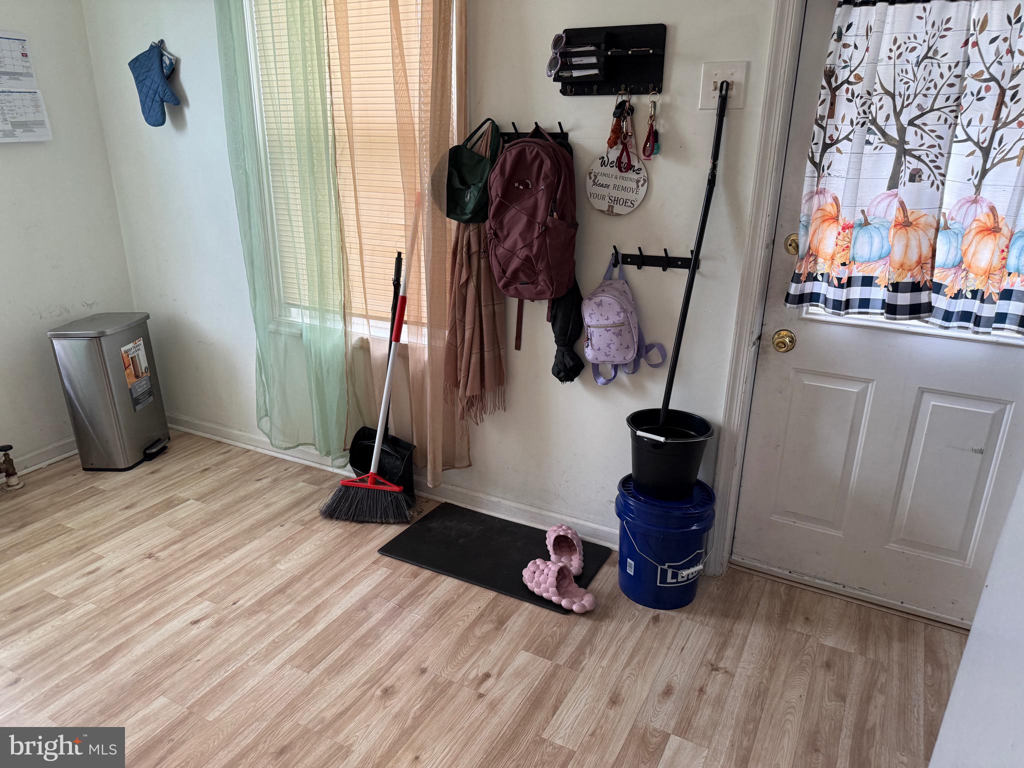 ACHEY LANE - Residential