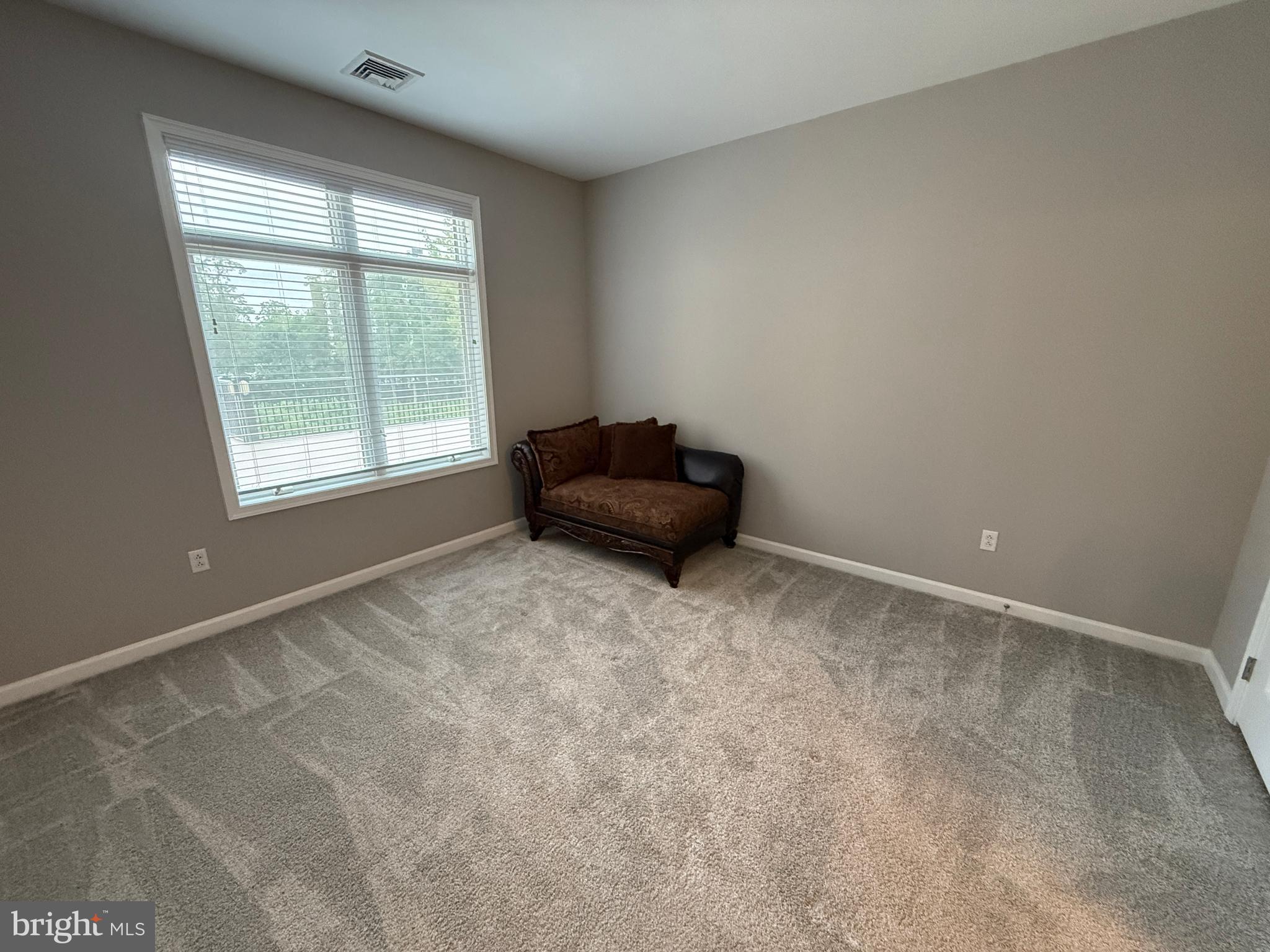 HUNTINGDON PLACE - Residential