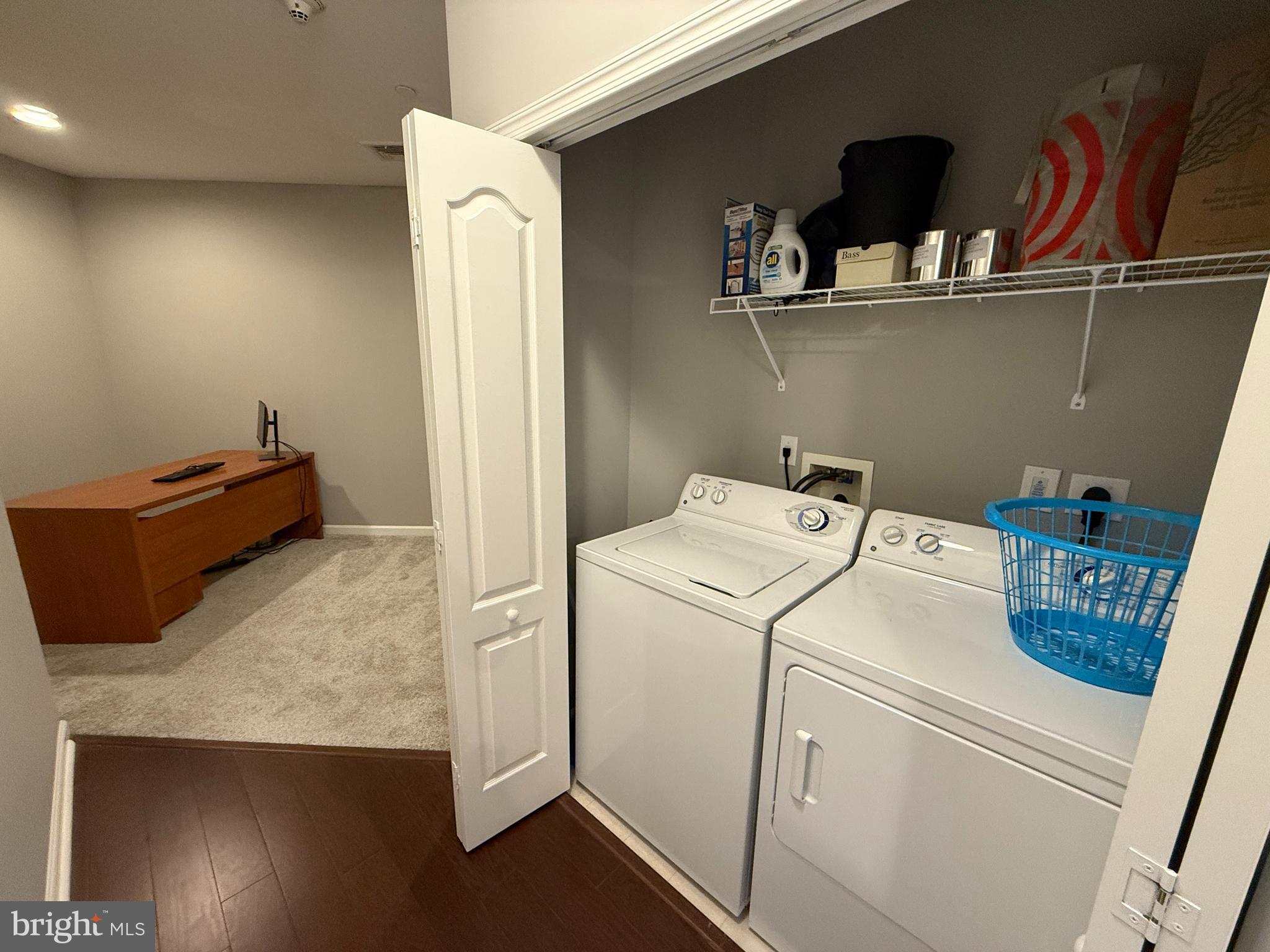 HUNTINGDON PLACE - Residential