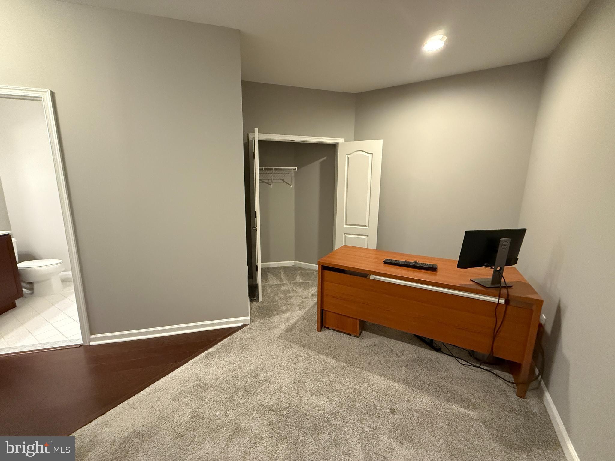 HUNTINGDON PLACE - Residential