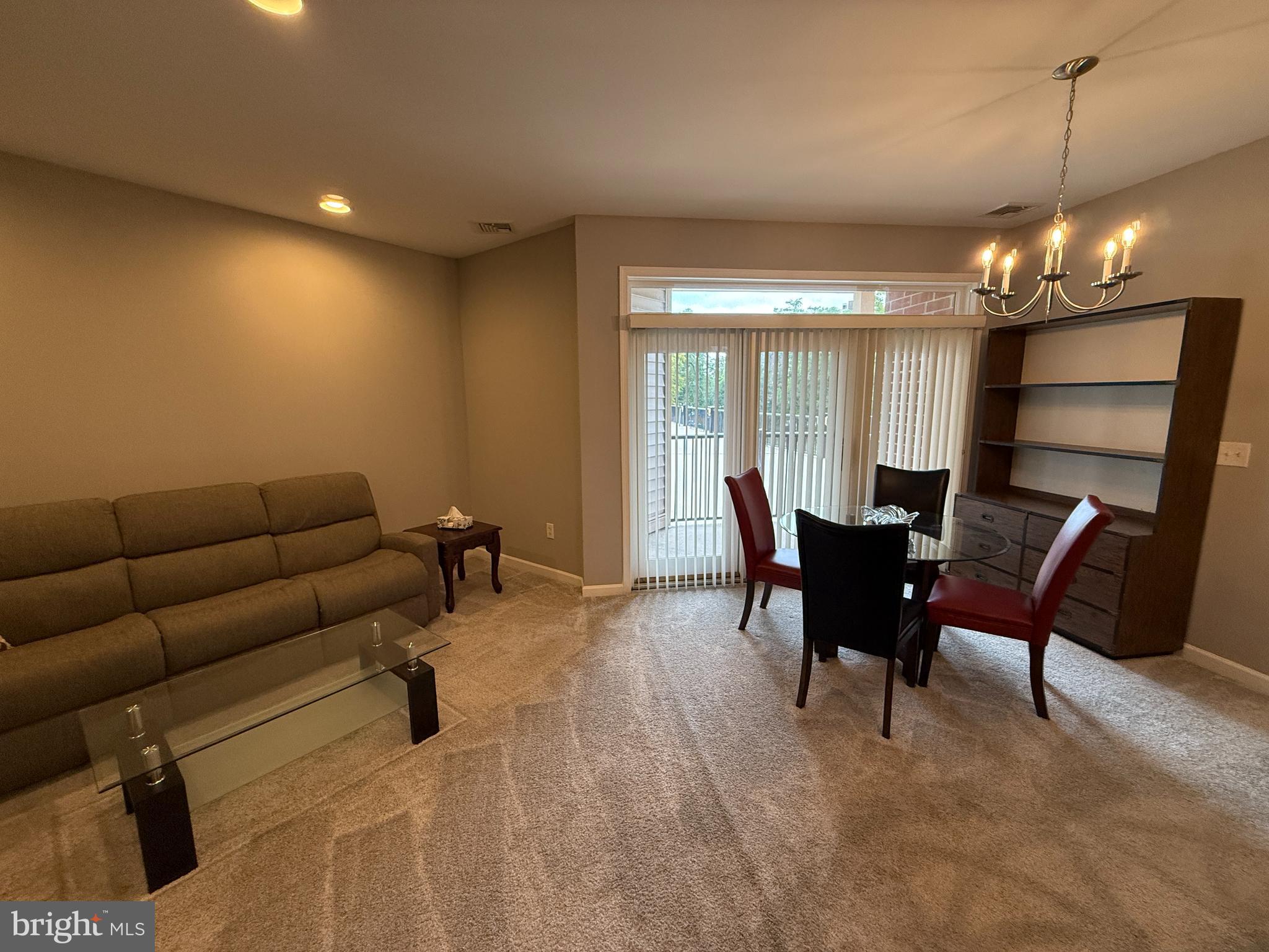 HUNTINGDON PLACE - Residential