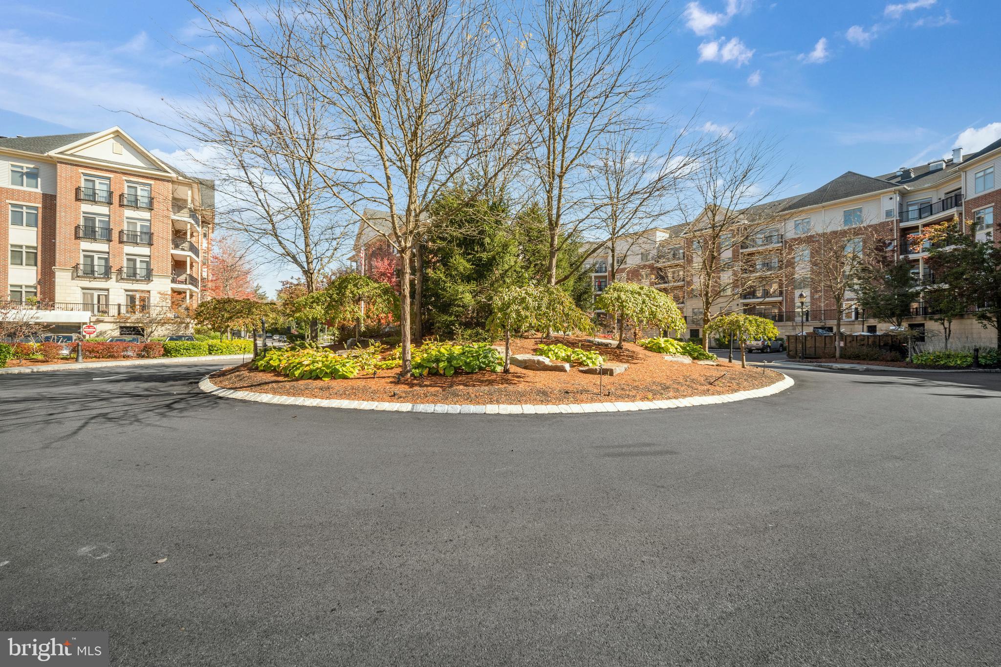 HUNTINGDON PLACE - Residential