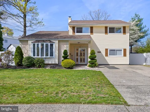 381 Regina Avenue, Hamilton, NJ 08619 - MLS#: NJME2058582