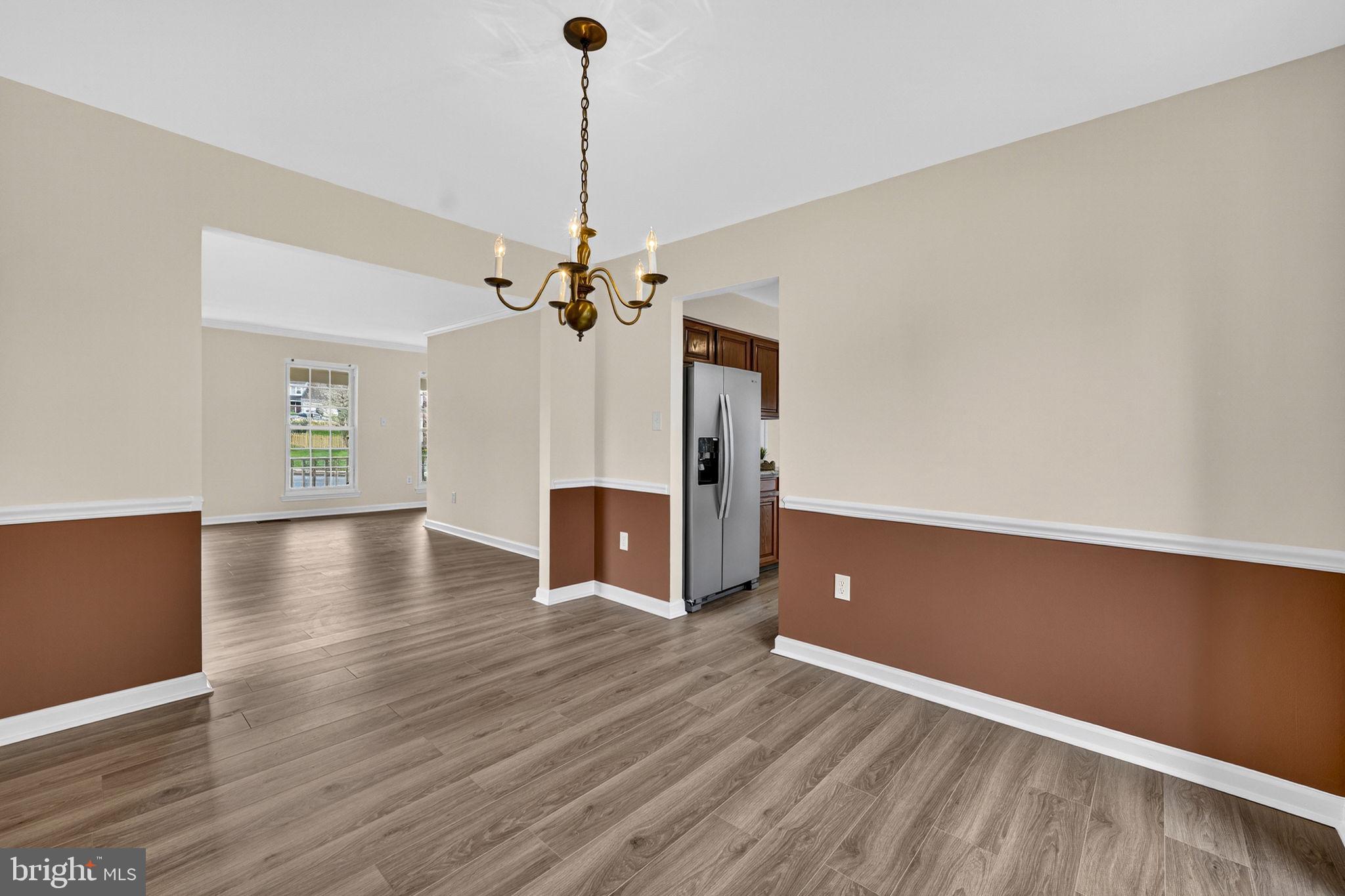 EMERALD CHASE - Residential