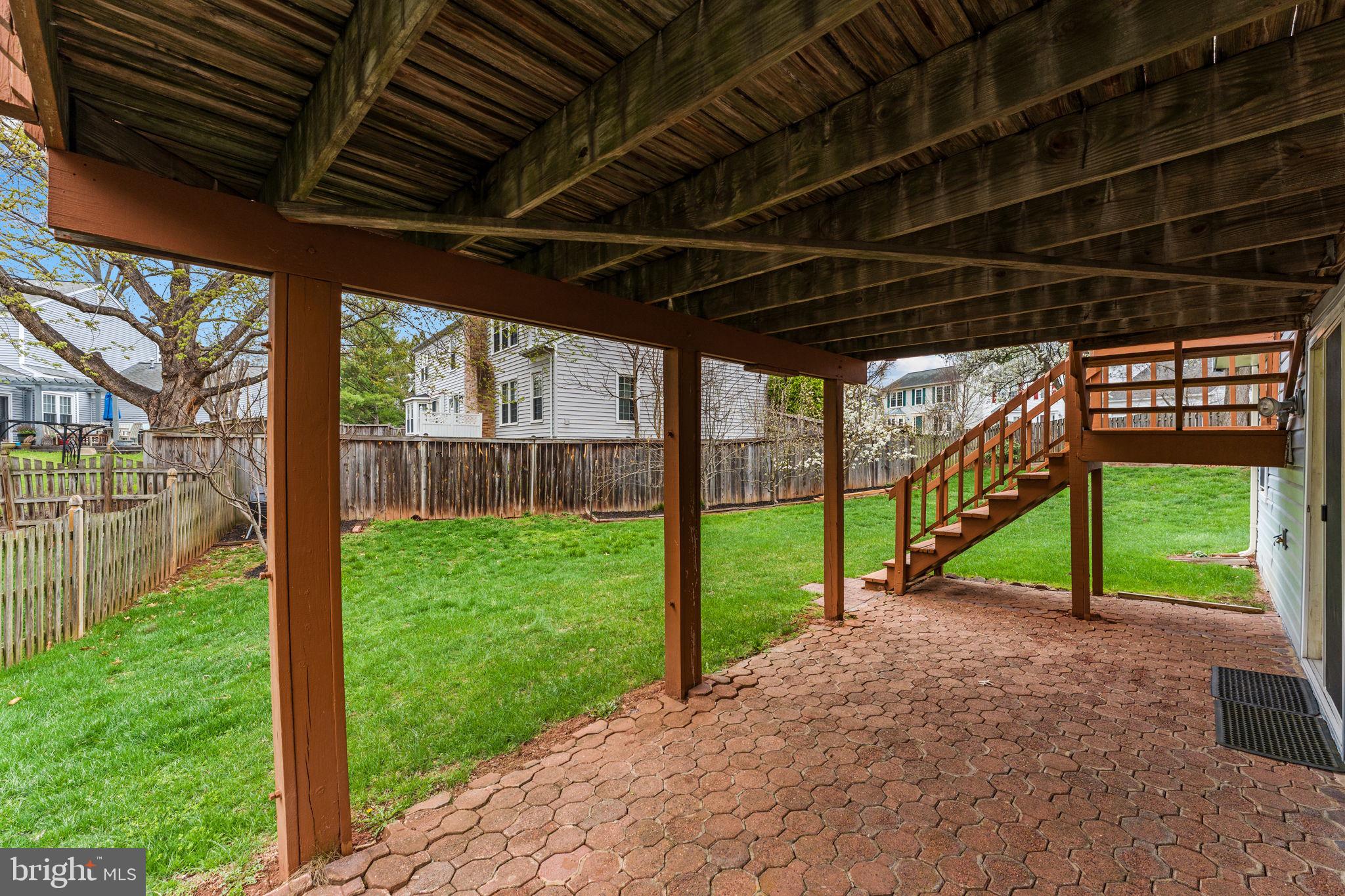 EMERALD CHASE - Residential