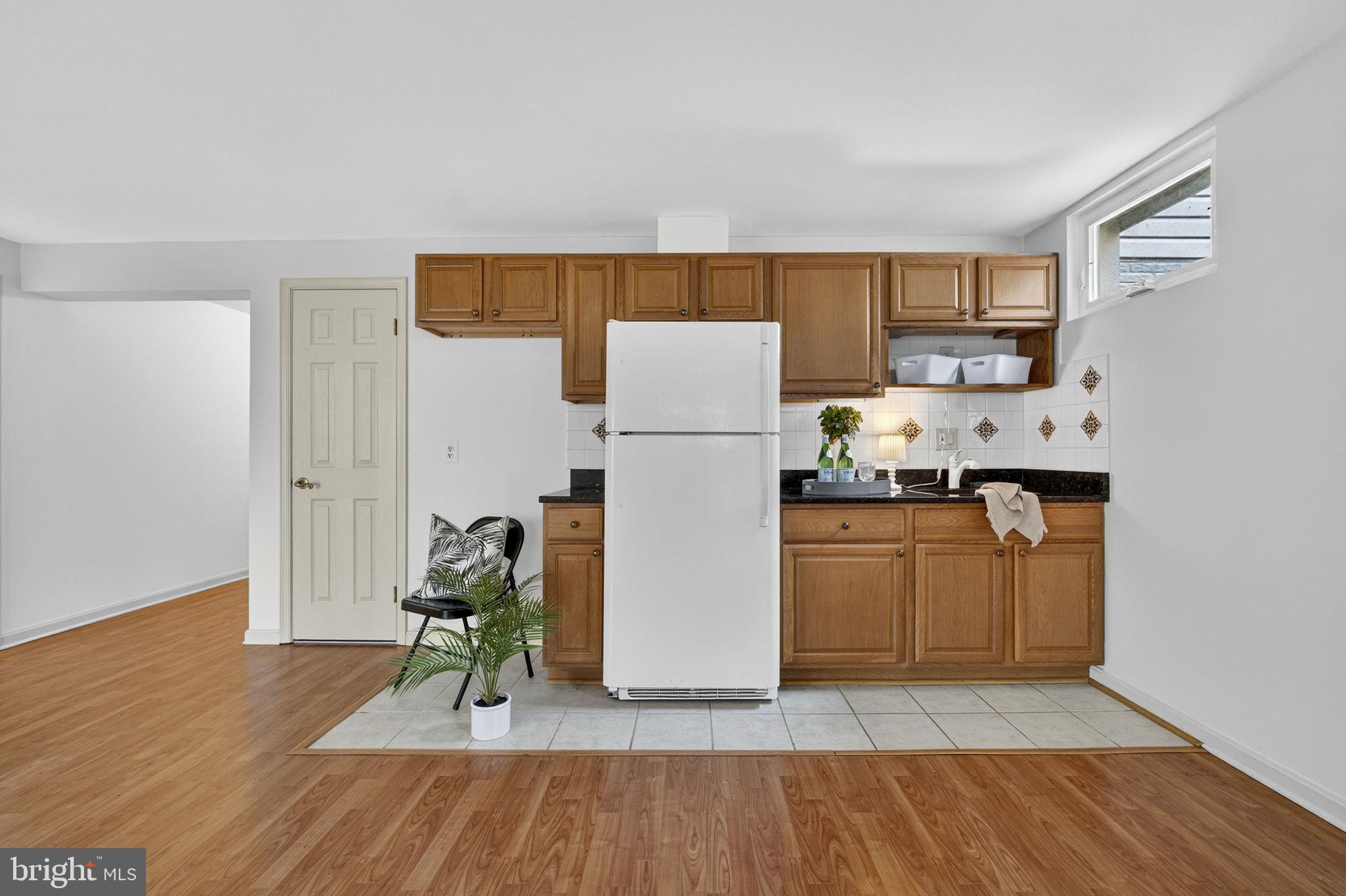 EMERALD CHASE - Residential