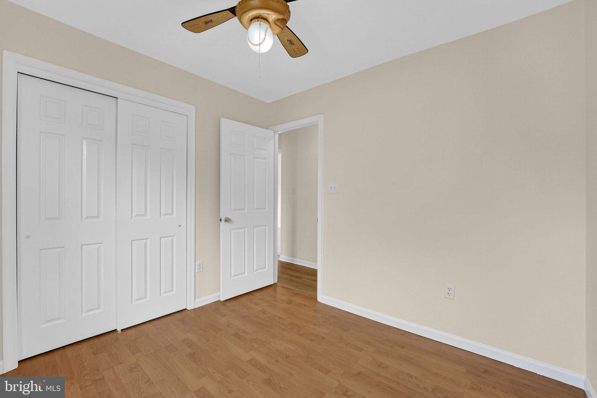 EMERALD CHASE - Residential