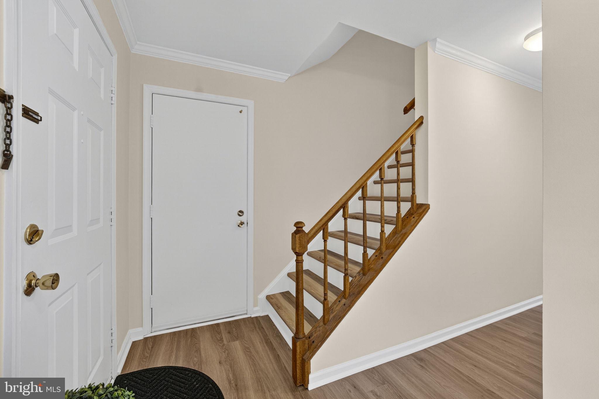 EMERALD CHASE - Residential