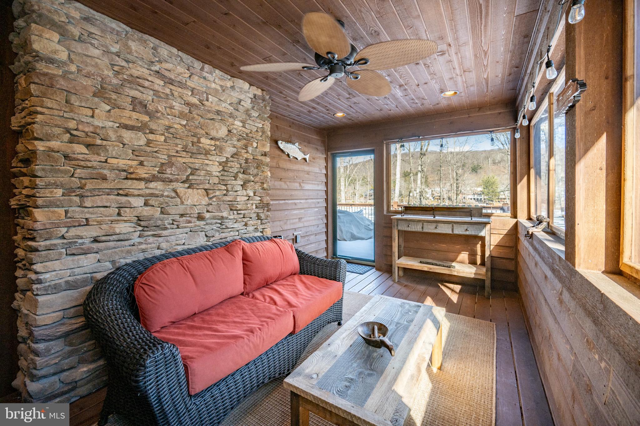 MARSH HILL - Residential