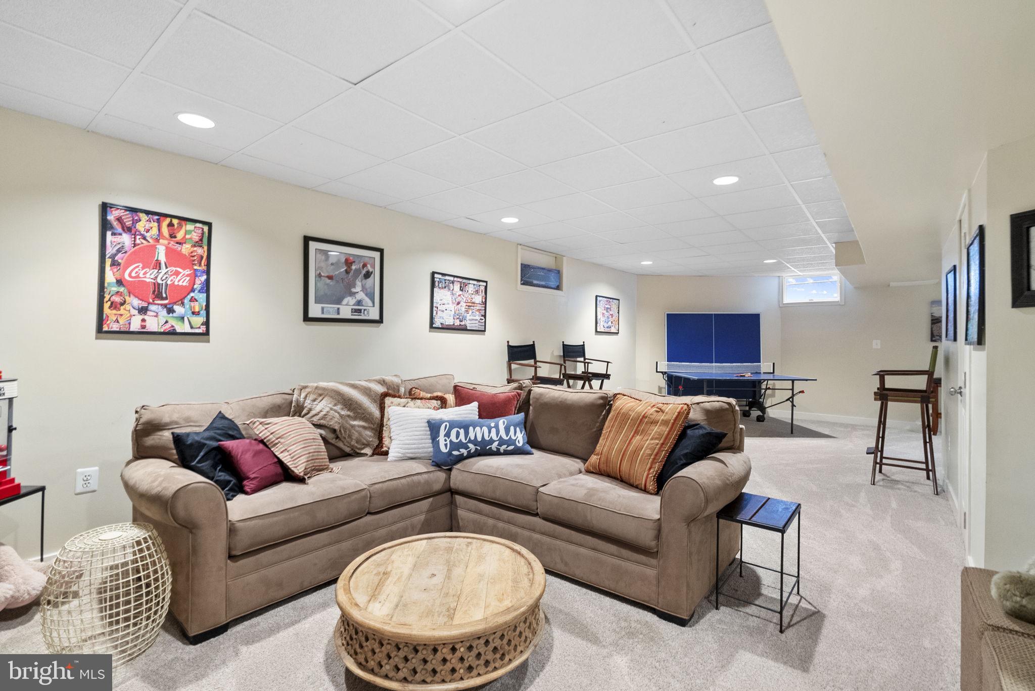 PROVIDENCE OAKS - Residential