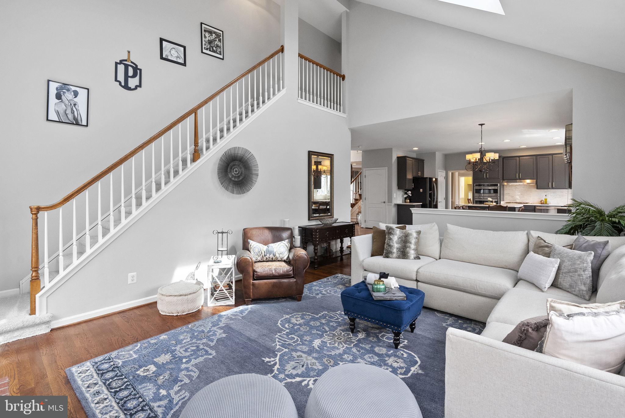 PROVIDENCE OAKS - Residential